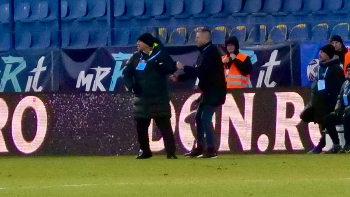Dan Petrescu, criză de nervi în timpul meciului Unirea Slobozia - CFR Cluj