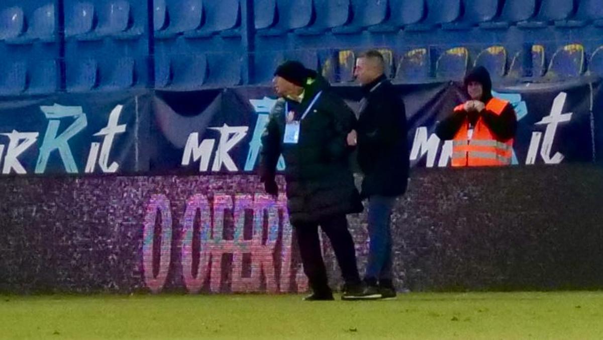 Dan Petrescu, criză de nervi în timpul meciului Unirea Slobozia - CFR Cluj