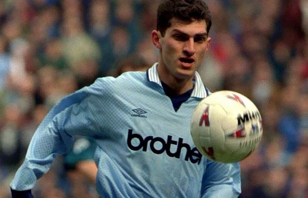 Fostul fotbalist de la Manchester City a fost ales președintele unui stat european » Scandal imens: opoziția a boicotat alegerile