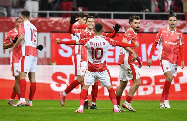 Dinamo impresionează: „Ar avea cel mai bun culoar” + Ce transferuri sunt cerute în „haită”: „Dar unde să-l găsești iarna?!”