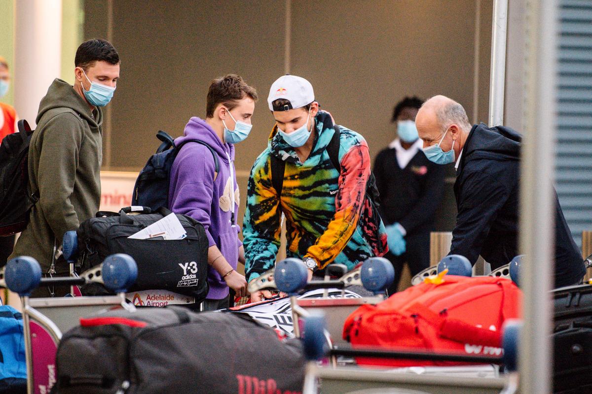 Încă 25 de sportivi intră în izolare înainte de Australian Open: „Regulile sunt reguli, indiferent cum te cheamă”