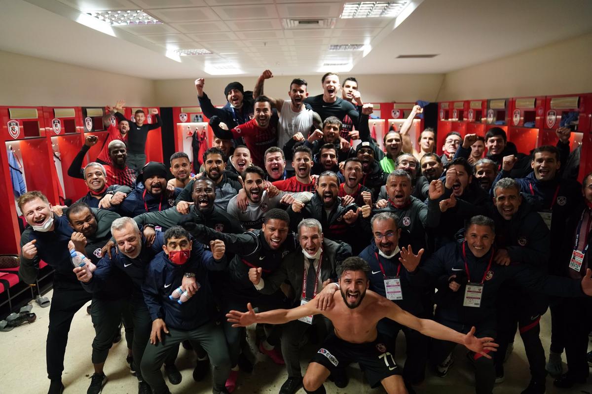 Dan Petrescu, după primul meci la Kayseri: „Nu sunt mulțumit”