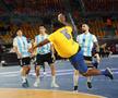 Ca de la gigant la gigant! » Ce i-a scris Shaquille O'Neal pivotului congolez care a șocat prin forma fizică lumea sportului