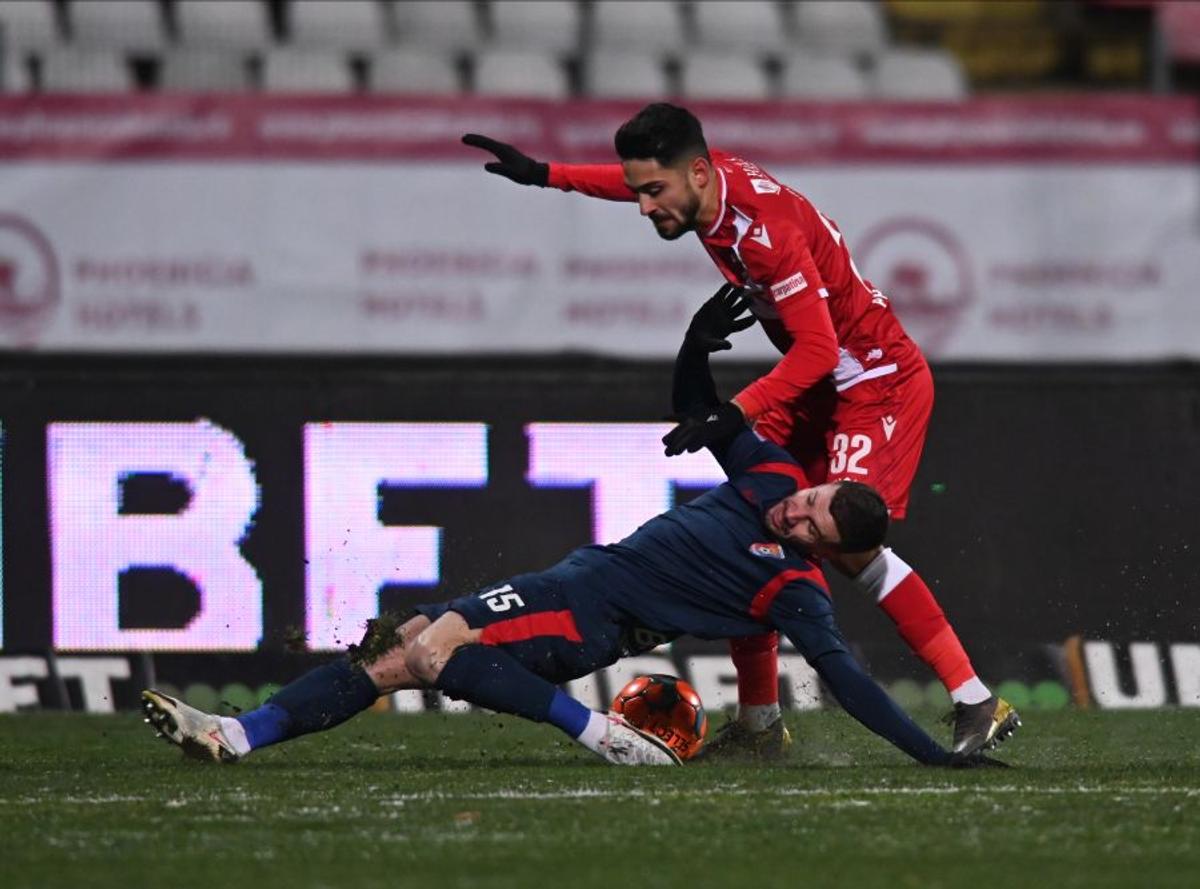 Dinamo, record absolut la meciul cu Chindia: „Ați cumpărat bilete, locuri de parcare, clanțele de la ușile VIP și vântul care șuieră printre gradene”