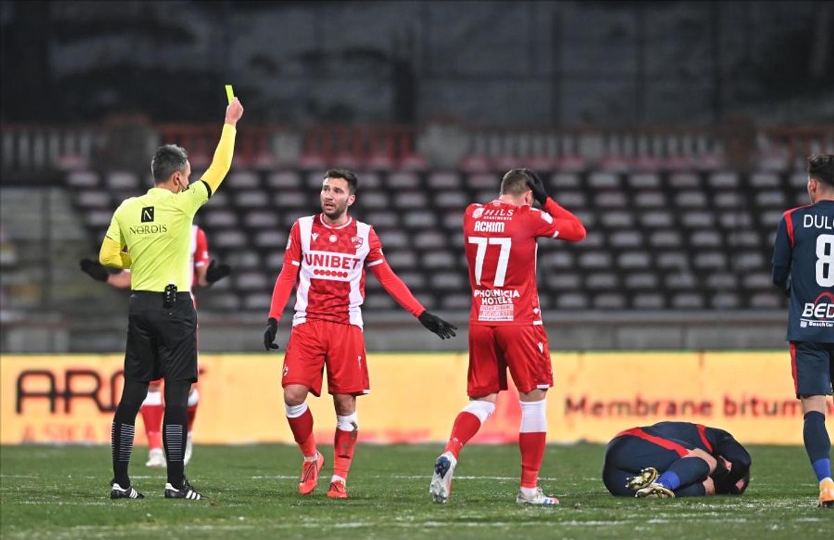 Dinamo, record absolut la meciul cu Chindia: „Ați cumpărat bilete, locuri de parcare, clanțele de la ușile VIP și vântul care șuieră printre gradene”