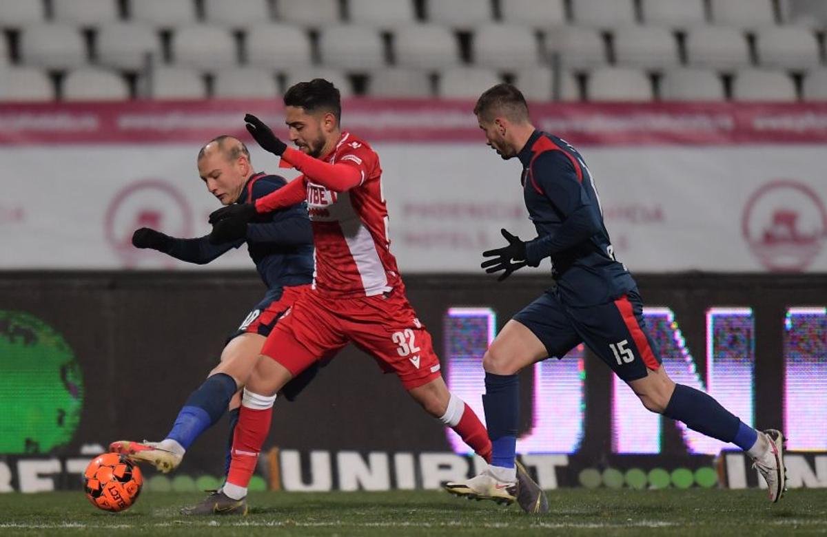 Dinamo, record absolut la meciul cu Chindia: „Ați cumpărat bilete, locuri de parcare, clanțele de la ușile VIP și vântul care șuieră printre gradene”