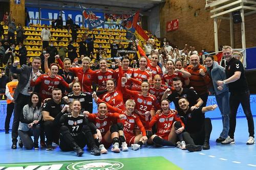 SCM Rm. Vâlcea - Vaci // foto: Facebook @ SCM Râmnicu Vâlcea - Handbal feminin