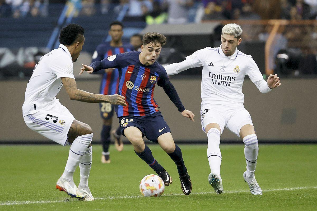 „Nu obosesc să-l laud. Băiatul ăsta n-are limite!” » Xavi Hernandez, vrăjit după evoluția cu Real Madrid: „Pasiune pură!”