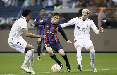 „Nu obosesc să-l laud. Băiatul ăsta n-are limite!” » Xavi Hernandez, vrăjit după evoluția cu Real Madrid: „Pasiune pură!”