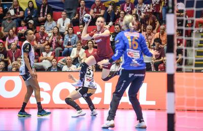 Clubul care a dominat Europa e în pragul falimentului » Sportivele au sunat suporterii pentru a strânge bani: „Am un nod în gât”