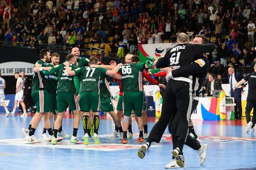 Ungaria a câștigat cu Islanda, scor 33-25, în ultimul meci din grupele preliminare la Campionatul European de handbal masculin.