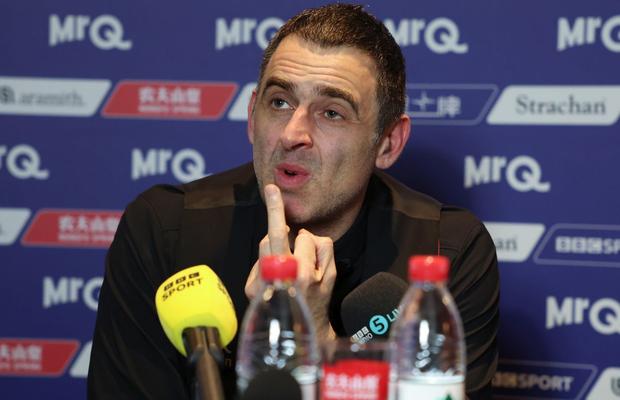 Ronnie O'Sullivan, conferință halucinantă! Gesturi obscene live și potop de injurii: „Mi se rupe p***! Gata!”