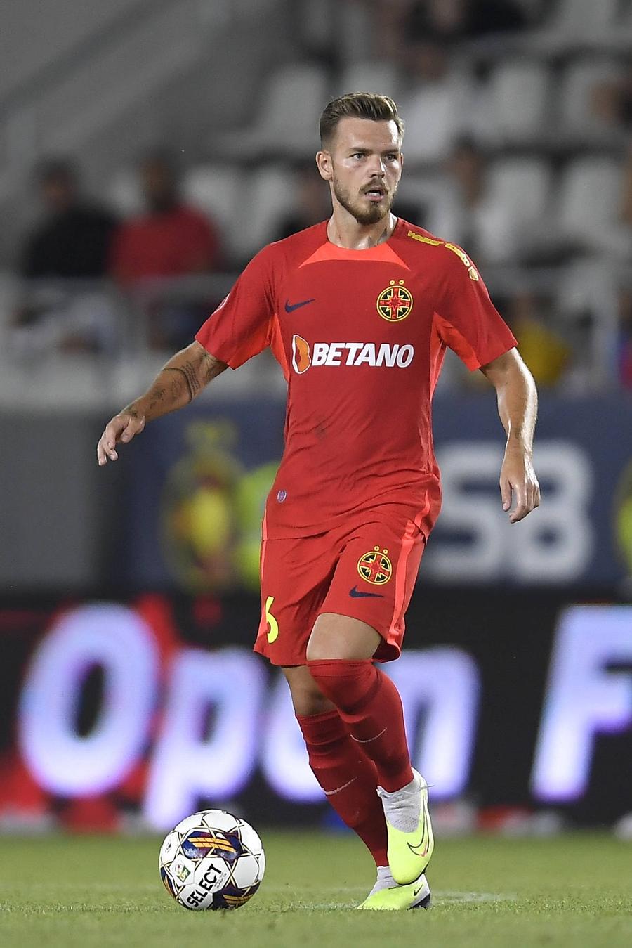 Denis Haruț // FOTO: Imago Hagi apelează din nou la Becali! Farul vrea să transfere încă un jucător de la FCSB