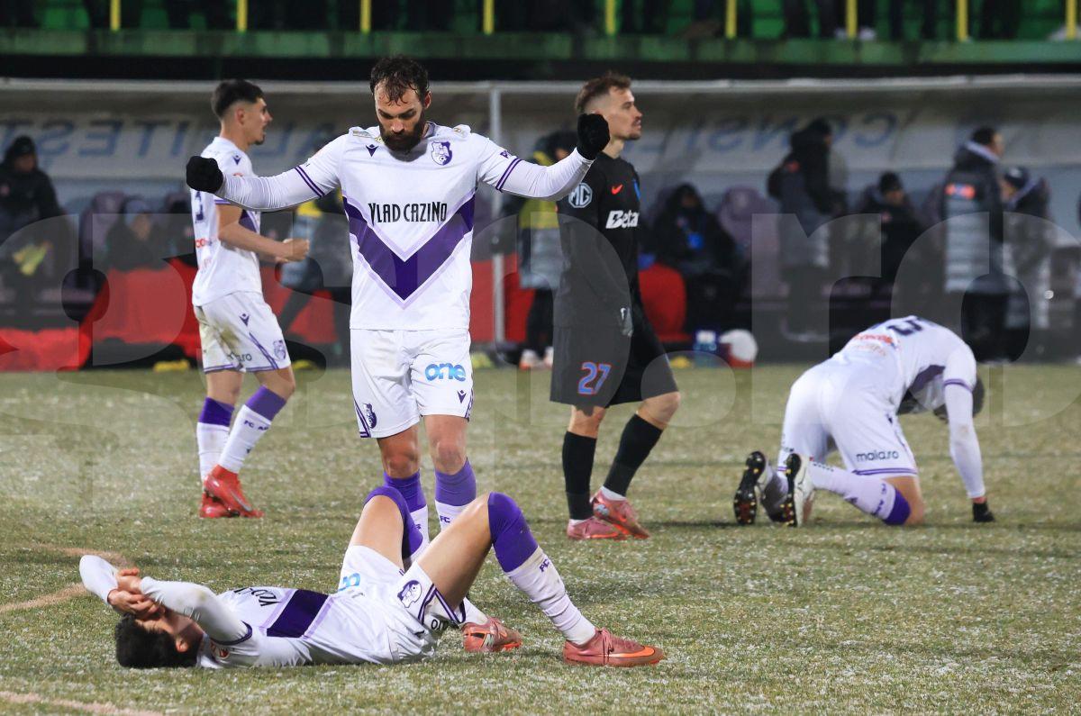 Imagini de la finalul meciului FC Argeș - FCSB