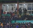 Suporteri în locul jurnaliștilor la masa presei la FC Argeș - FCSB / FOTO: Ionuț Iordache (GSP.ro)