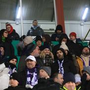 Suporteri în locul jurnaliștilor la masa presei la FC Argeș - FCSB / FOTO: Ionuț Iordache (GSP.ro)