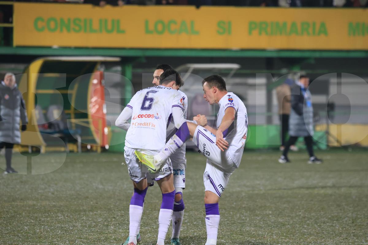 Imagini de la finalul meciului FC Argeș - FCSB