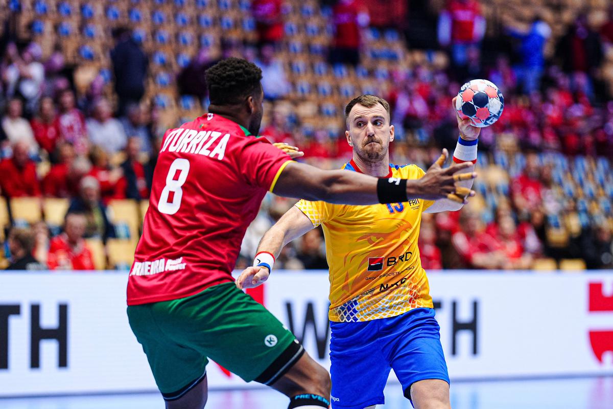 România nu s-a făcut de râs contra Portugaliei! Spectacol cu 74 de goluri la debutul în grupa de la Euro 2026 de handbal