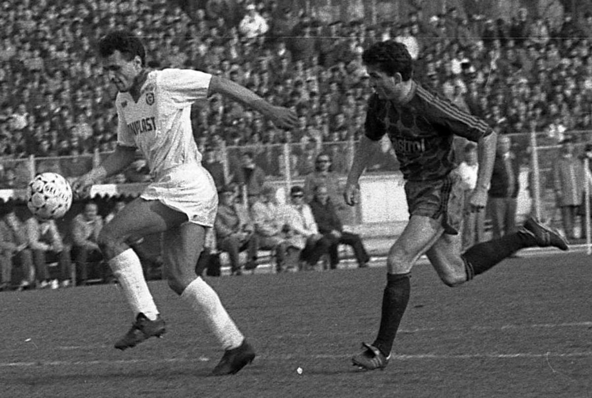 DINAMO - FCSB // 5 povești memorabile cu Gică Hagi în derby-urile cu Dinamo: de ce i-a sărit cu genunchii în spate lui Lupescu + cel mai bun meci din carieră: „Am fost de clasă mondială”