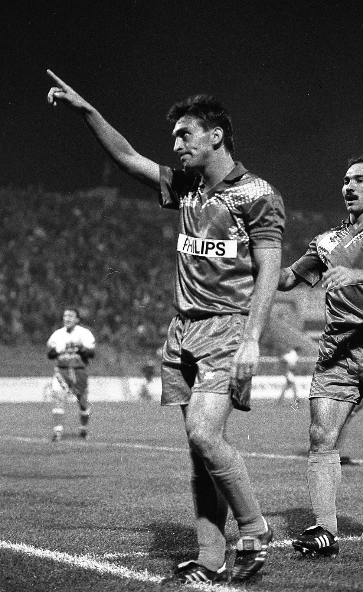 DINAMO - FCSB // 5 povești memorabile cu Gică Hagi în derby-urile cu Dinamo: de ce i-a sărit cu genunchii în spate lui Lupescu + cel mai bun meci din carieră: „Am fost de clasă mondială”