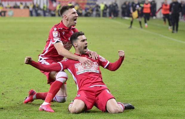 DINAMO - FCSB 2-1 // FOTO Andrei Sin, ce capodoperă de gol! » Elogiile primite de dinamovist la pauză