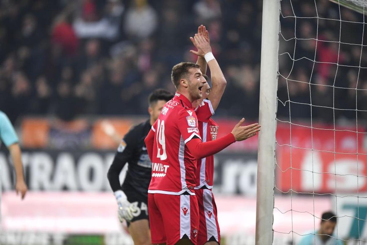 DINAMO - FCSB 2-1 // Doi copii au oferit imaginea serii pe Arena Națională