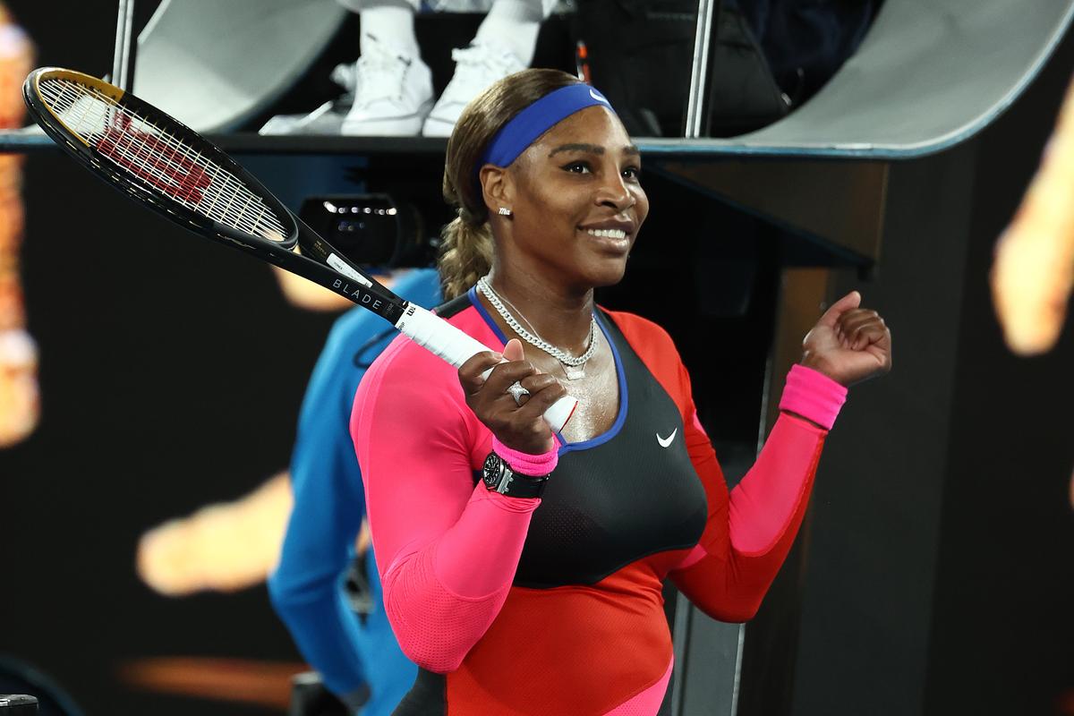 FOTO Simona Halep a fost eliminată de la Australian Open! Serena Williams, prea puternică pentru româncă