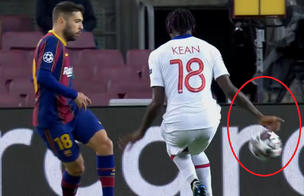 Fază dubioasă în Barcelona - PSG! Catalanii au cerut vehement penalty » Decizia arbitrului