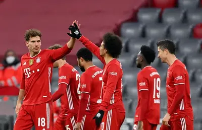 „Foc și moarte porcilor de la Bayern!” » Ameninţări violente la adresa vedetelor campioanei Germaniei