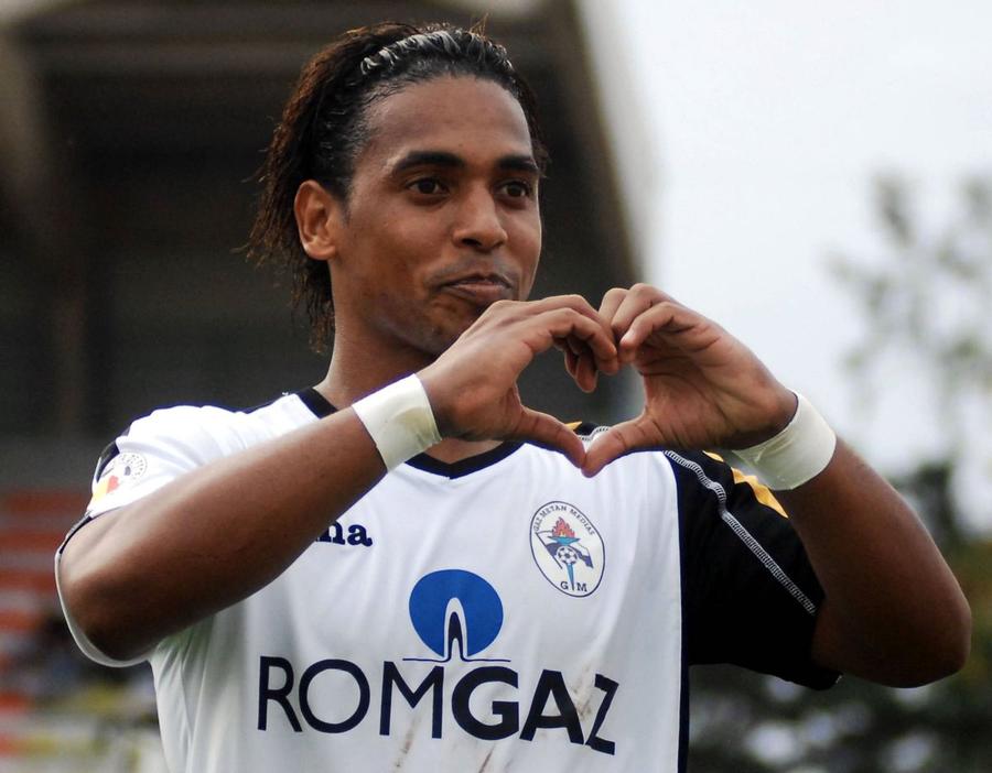 Eric de Oliveira nu a uitat-o pe Gaz Metan / Foto: Imago Discursul fără menajamente al unui fotbalist important trecut prin Liga 1: „Ce cauți în campionat? De asta suntem la nivelul la care suntem!”