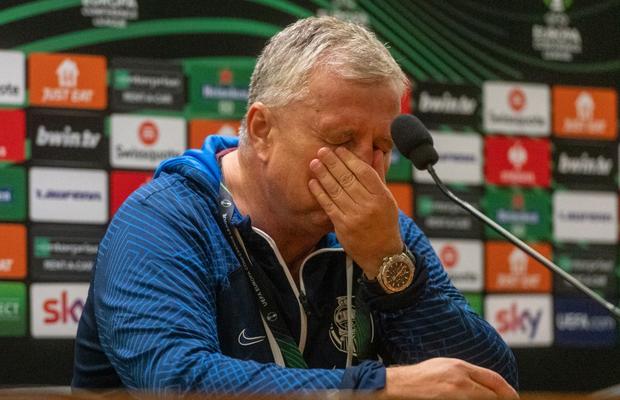 Dan Petrescu își pune vestiarul în cap după eșecul cu Lazio: „În 2019 aveam jucători mai buni” + Ce l-a întrebat Sarri imediat după meci
