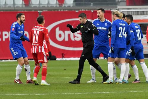 FCU Craiova a câștigat cu FC Botoșani, 1-0, în etapa 29 din Superliga. Oltenii s-au apropiat la un punct de locul 6, ocupat de Sepsi.