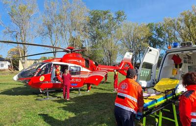 Clipe teribile pentru iubita fotbalistului din Liga 1 » Transportată cu elicopterul la spital în stare gravă, coechipierii au mers de urgență să doneze sânge