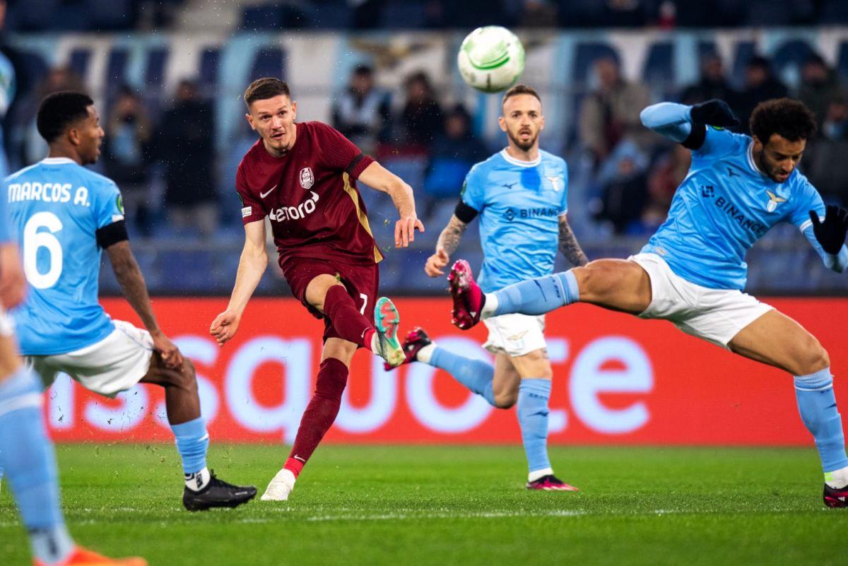 Sarri, dezlănțuit la conferință după 1-0 cu CFR Cluj: „Este inapt! De neconceput”