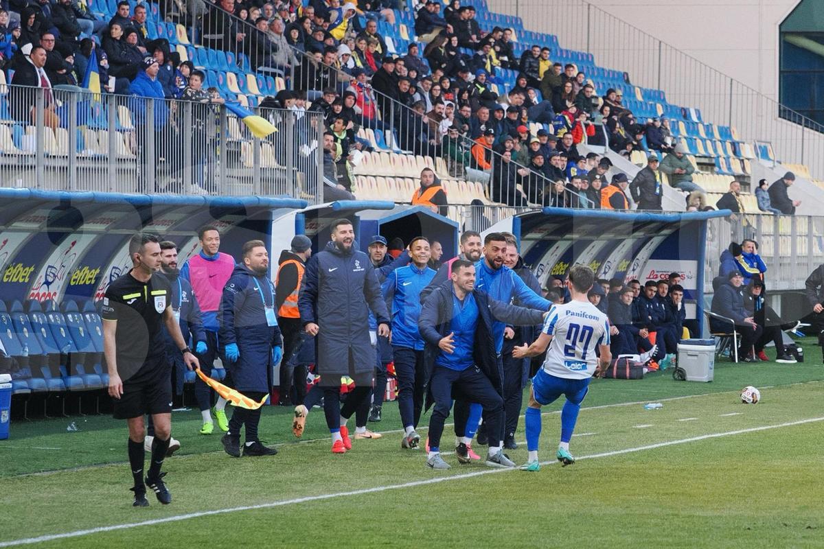 Veteranul de la Poli Iași, acuzații după 1-2 cu Petrolul: „Toți o vor pe Dinamo și dau în noi!”