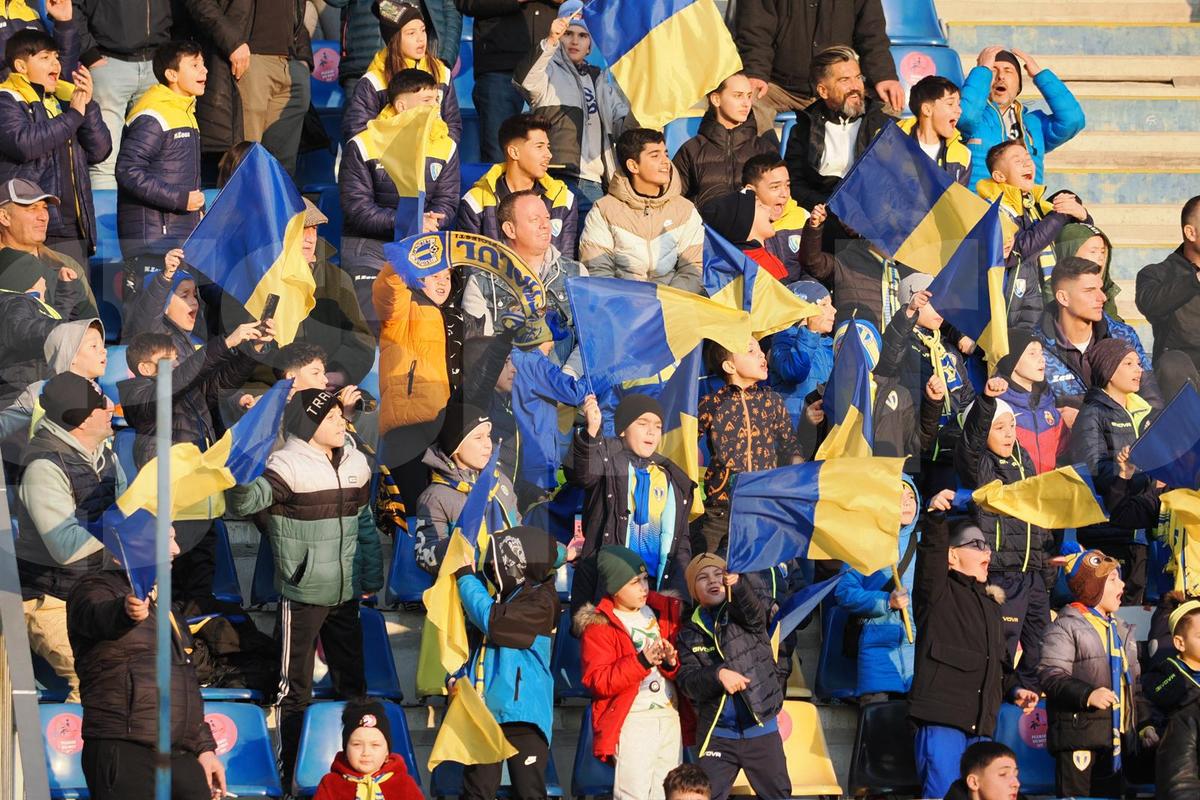 Veteranul de la Poli Iași, acuzații după 1-2 cu Petrolul: „Toți o vor pe Dinamo și dau în noi!”