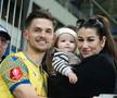 Petrolul - Poli Iași 2-1. Jucătorii au petrecut cu copiii FOTO Ionuț Iordache