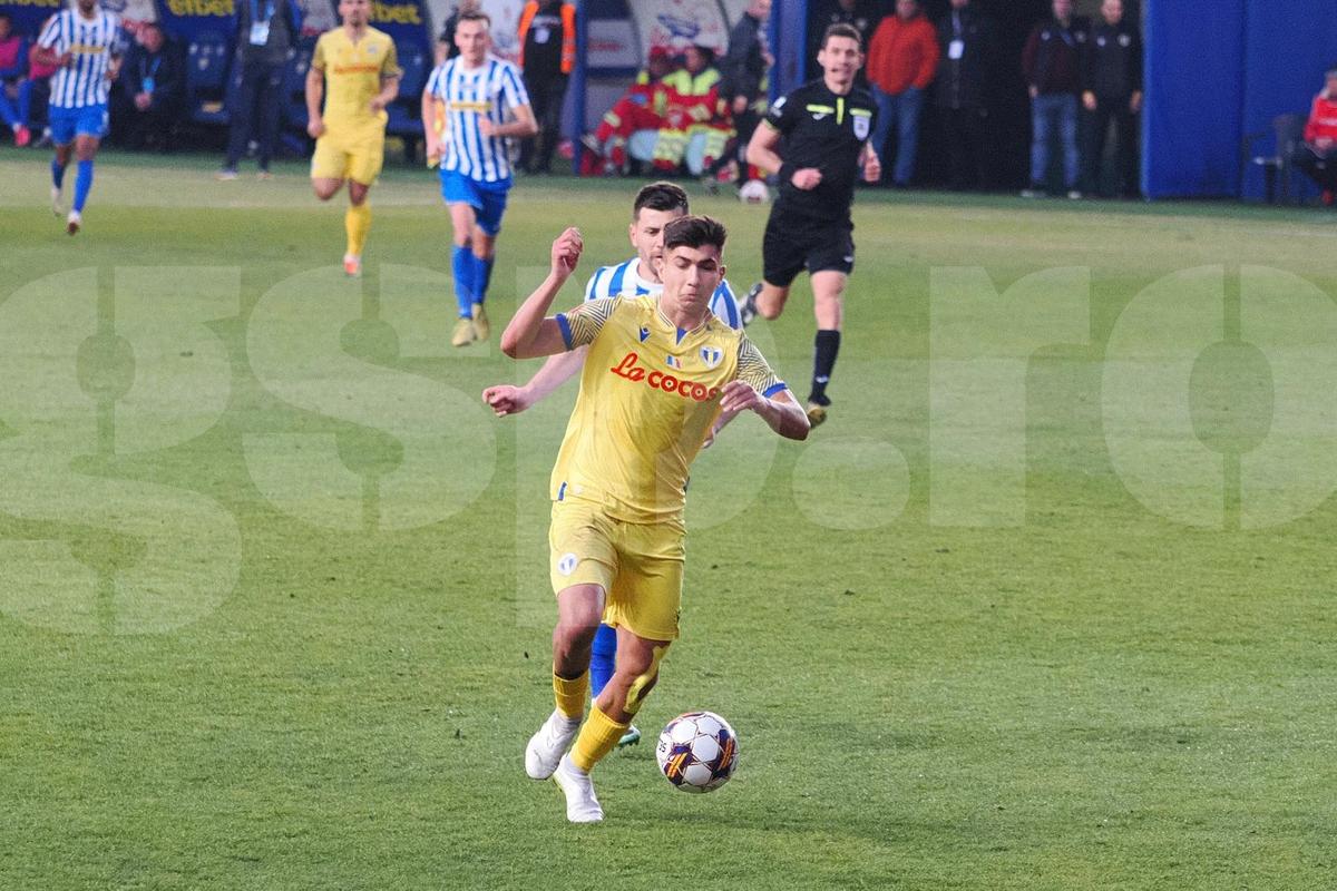 Veteranul de la Poli Iași, acuzații după 1-2 cu Petrolul: „Toți o vor pe Dinamo și dau în noi!”