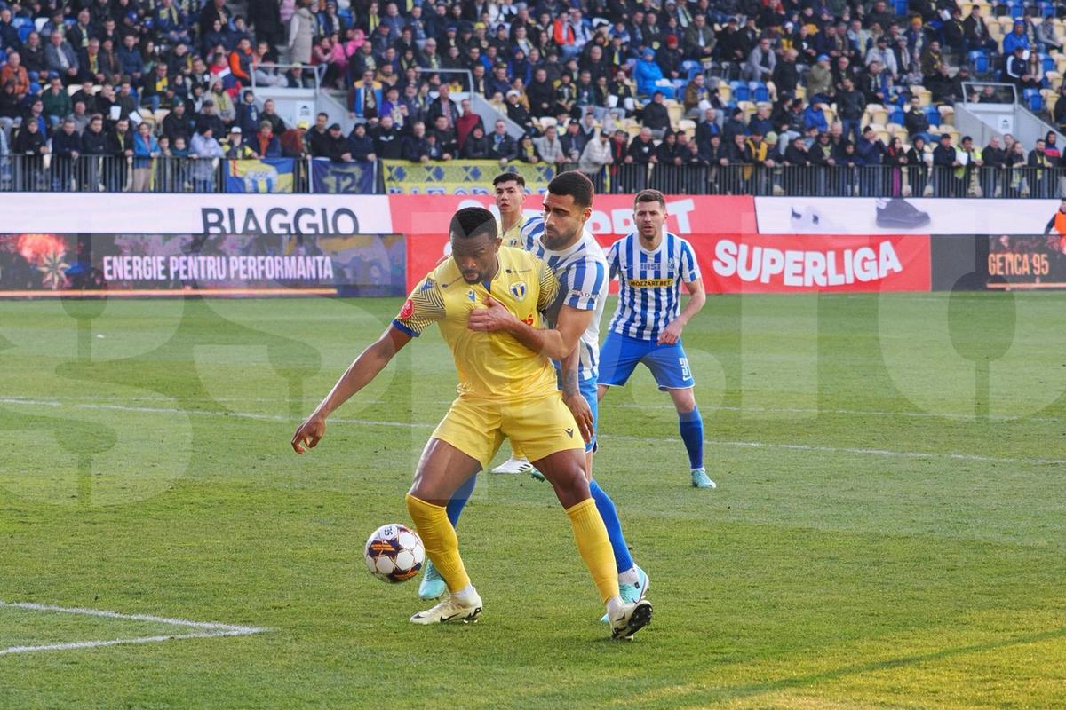 Veteranul de la Poli Iași, acuzații după 1-2 cu Petrolul: „Toți o vor pe Dinamo și dau în noi!”