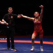 Alexandra Anghel (stânga) în finala Campionatelor Europene de la București FOTO Dumitru Angelescu Libertatea