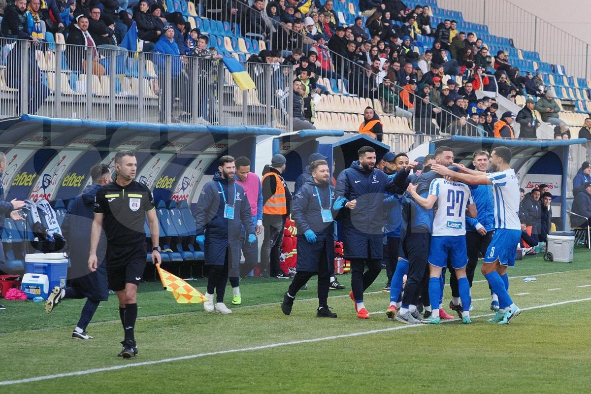 Veteranul de la Poli Iași, acuzații după 1-2 cu Petrolul: „Toți o vor pe Dinamo și dau în noi!”
