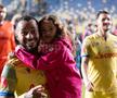Petrolul - Poli Iași 2-1. Jucătorii au petrecut cu copiii FOTO Ionuț Iordache