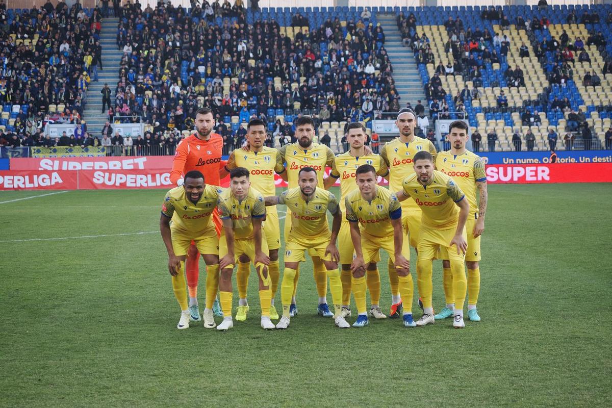 Discurs-manifest după meciul din Superligă: „Am fost penibili, am intrat cu nasul pe sus!”