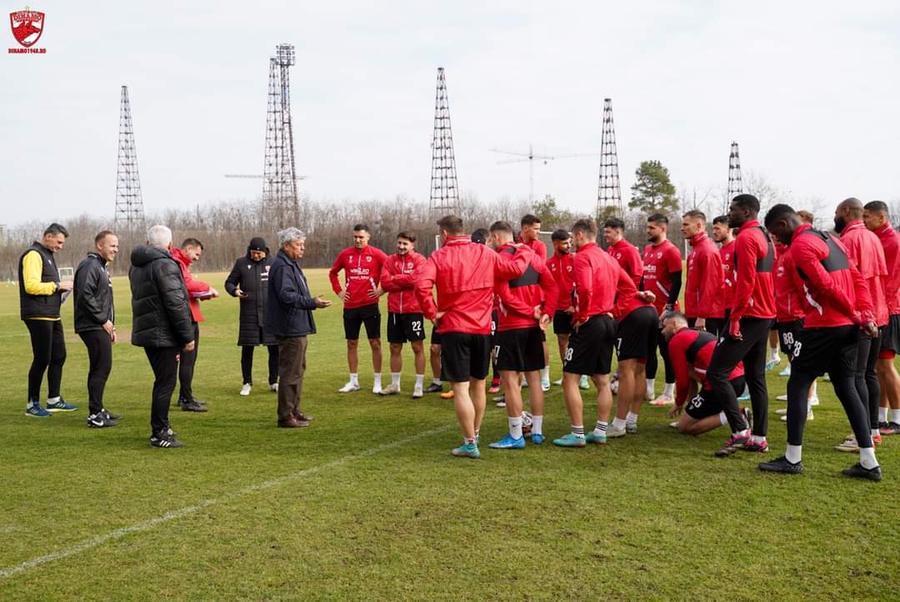 Mircea Lucescu, tot mai aproape de Dinamo! O nouă vizită în cantonamentul „câinilor” » Ce mesaj le-a transmis jucătorilor + reacția lui Zeljko Kopic
