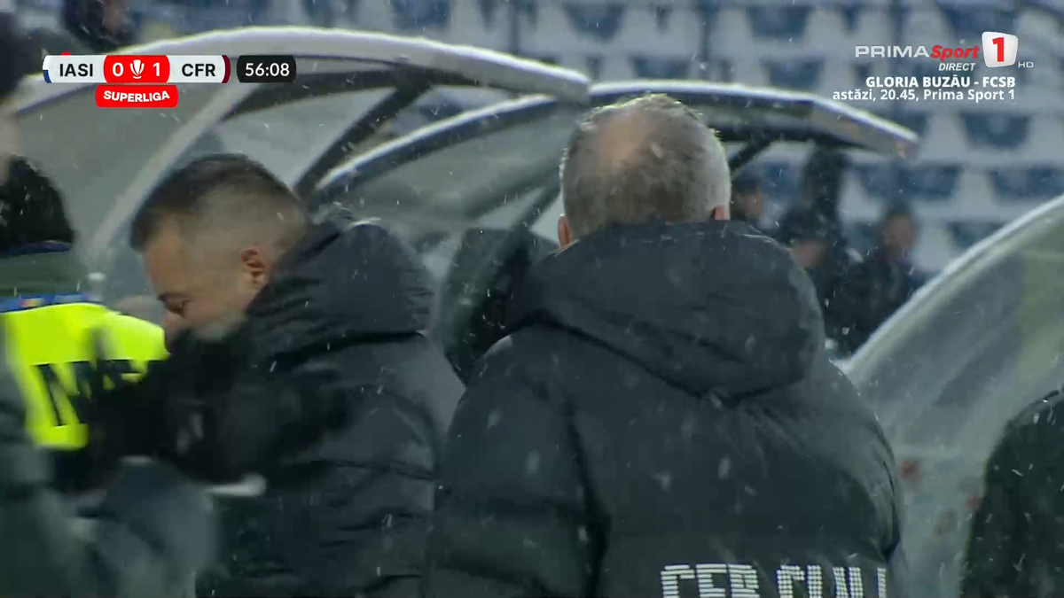 L-a exasperat pe Dan Petrescu! » Incredibil cum a ratat Postolachi în Poli Iași - CFR Cluj