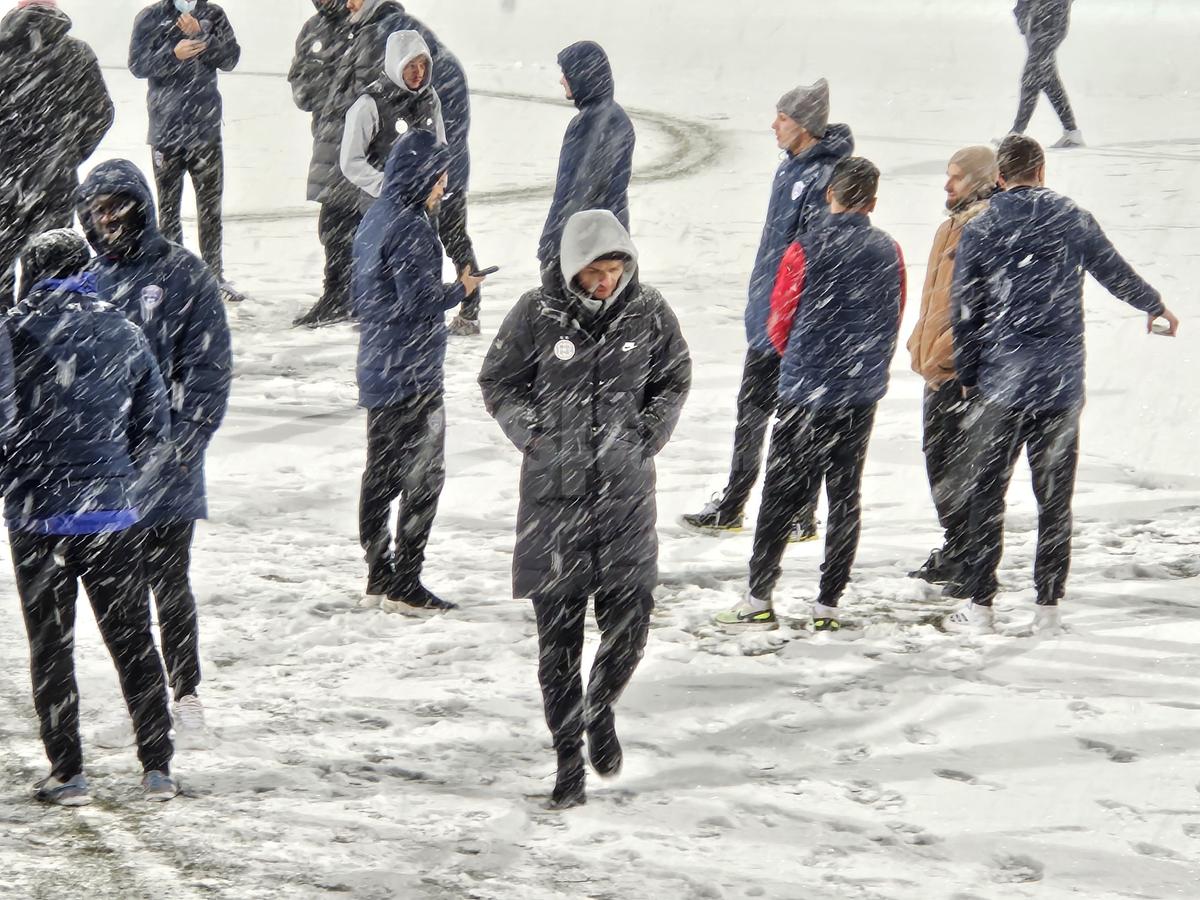 Imagini cu zăpada de la Buzău, înaintea meciului Gloria - FCSB