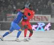 Gele în Gloria Buzău - FCSB, disputat pe ninsoare, foto: Cristi Preda / GSP // 16.02.2025
