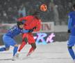 Gele în Gloria Buzău - FCSB, disputat pe ninsoare, foto: Cristi Preda / GSP // 16.02.2025