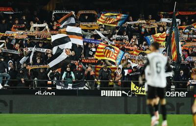 Incident șocant în La Liga: fanii Valenciei au atacat persoane cu dizabilități care susțineau Villarreal