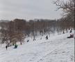 Zăpada a pus stăpânire pe București: va continua până miercuri